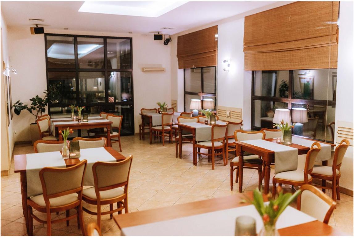 Hotel Piast Cedynia Exteriér fotografie