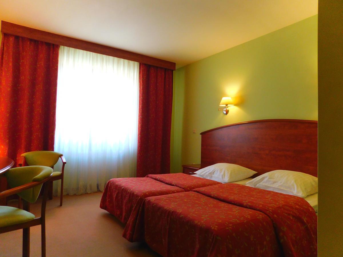 Hotel Piast Cedynia Exteriér fotografie