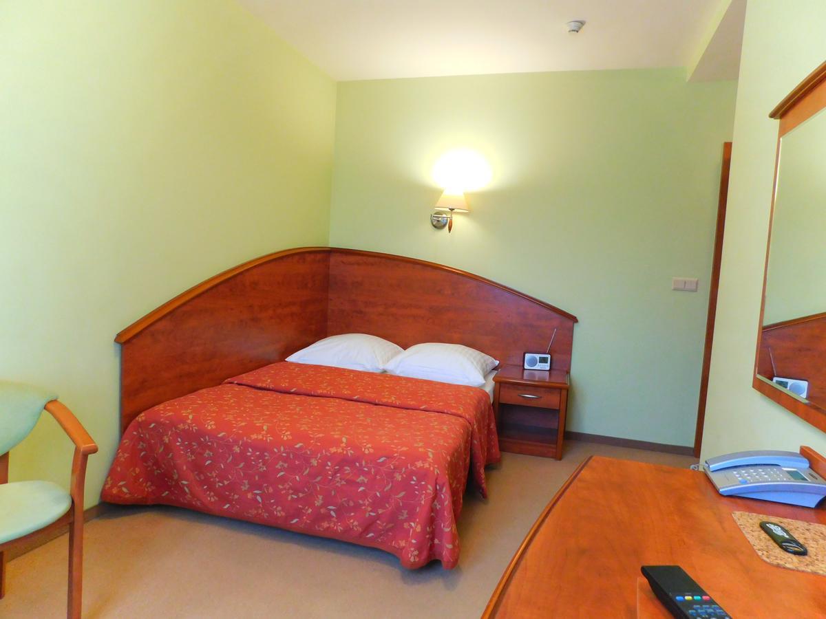 Hotel Piast Cedynia Exteriér fotografie